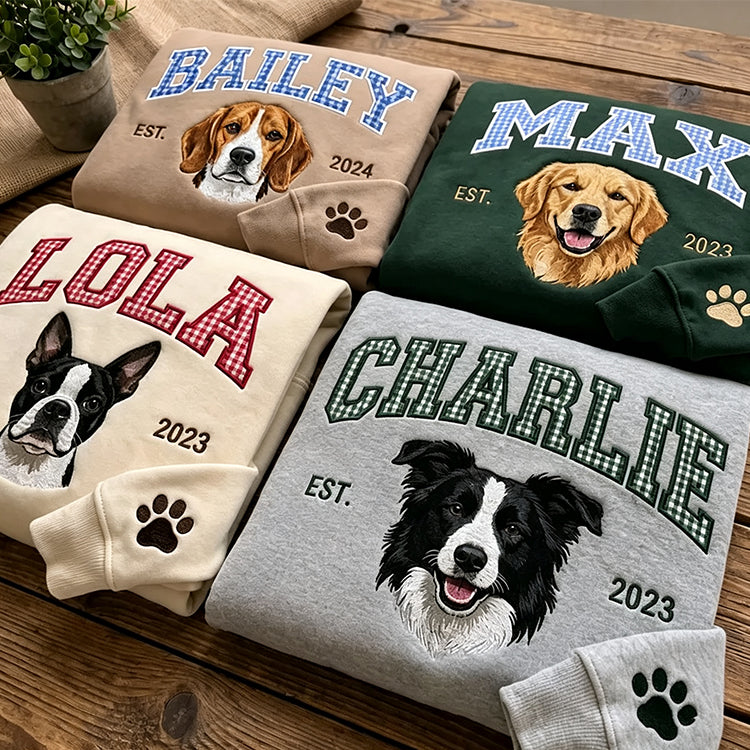 Four patchwork pet name sweatshirts named BAILEY, MAX, LOLA and CHARLIE with embroidered dog portraits