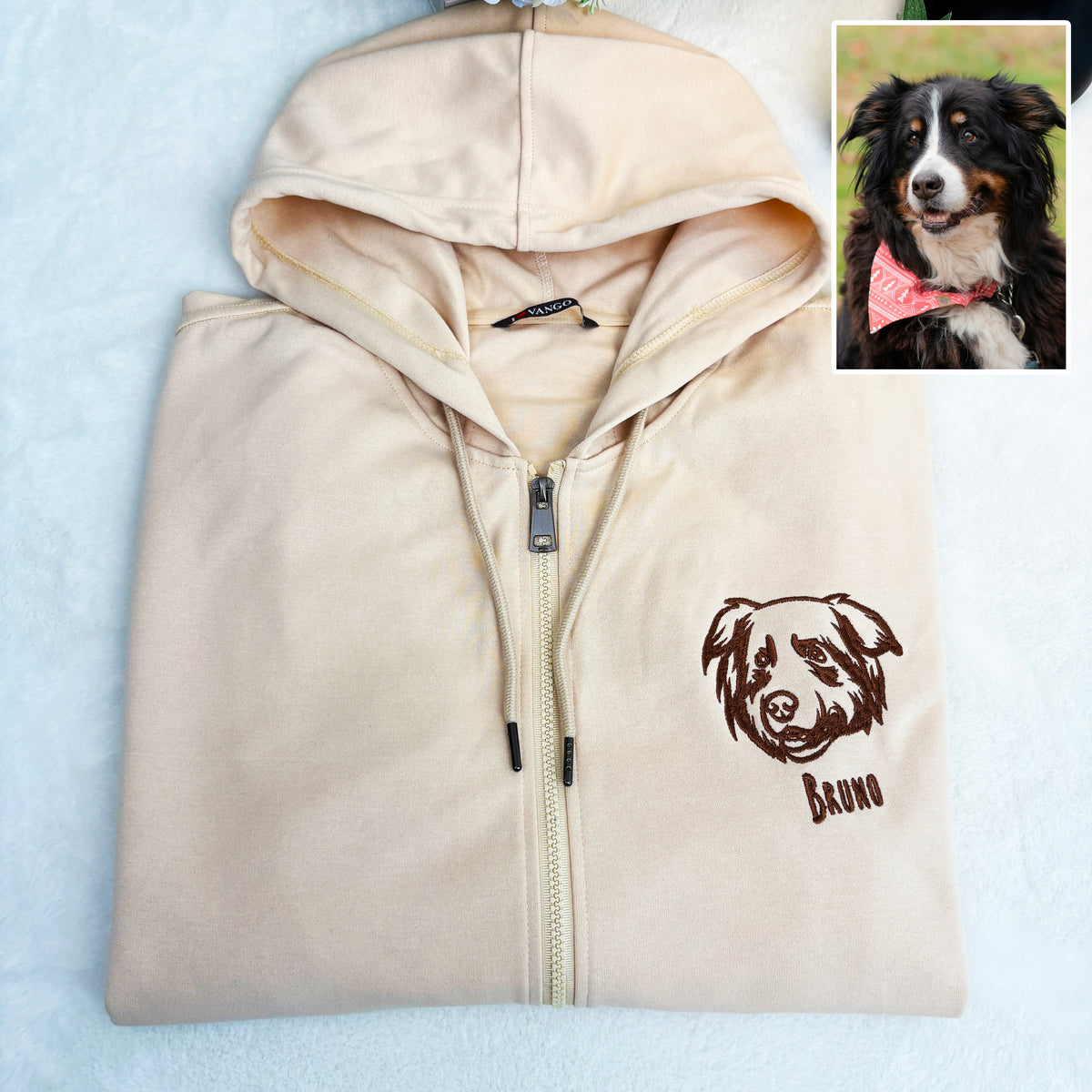 Sand zip hoodie with Bruno dog portrait embroidery